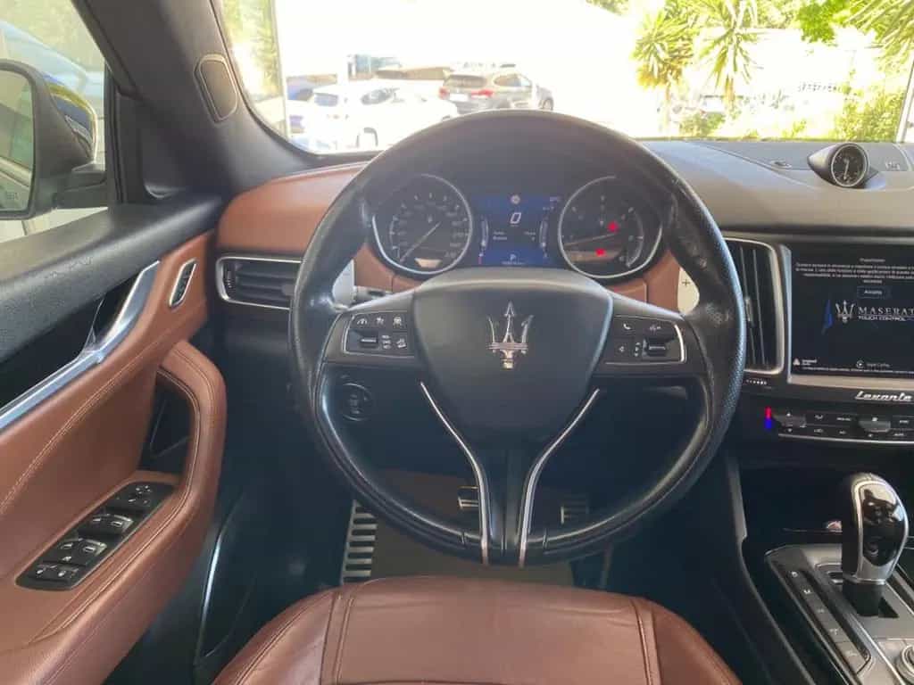 Maserati Levante 3.0D V6 250cv GRANSPORT R20/HAR 02/2019-photo-13
