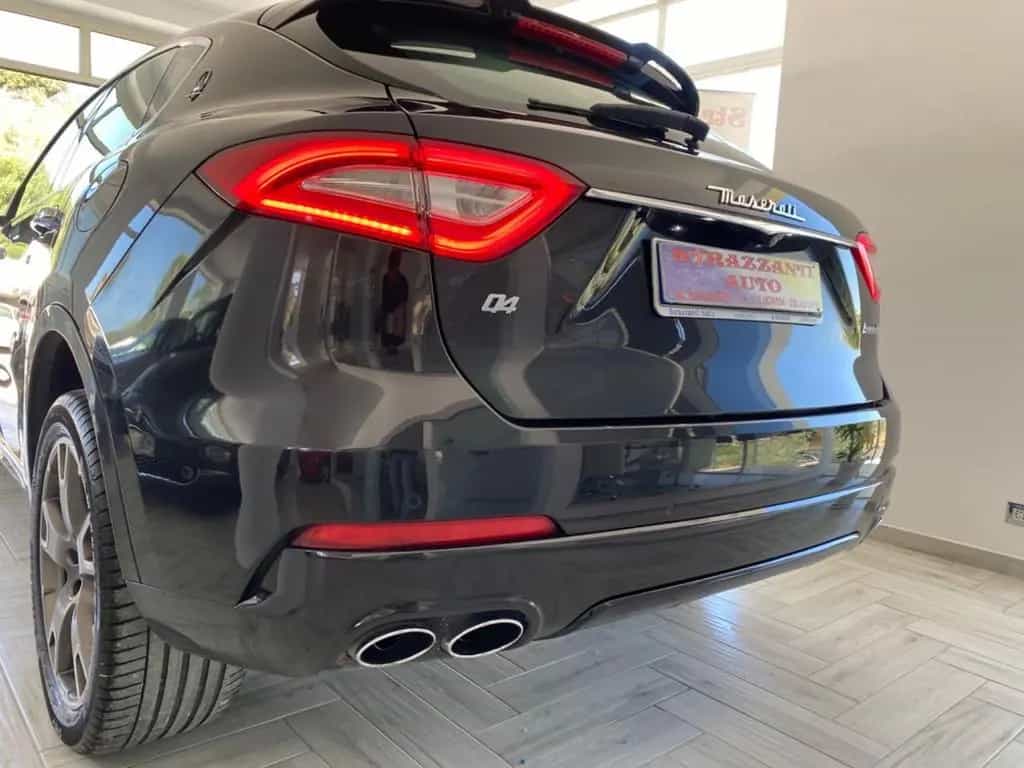 Maserati Levante 3.0D V6 250cv GRANSPORT R20/HAR 02/2019-photo-6