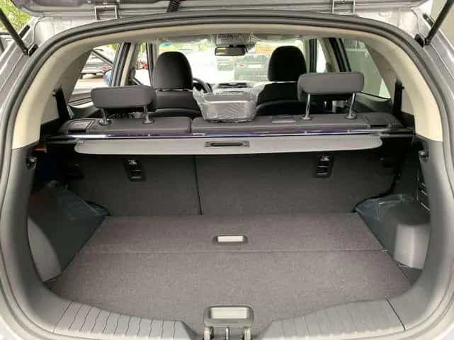 KGM Tivoli Spezial 1.5T-GDI MT 2WD 06/2025-photo-5