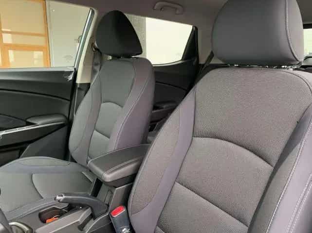 KGM Tivoli Spezial 1.5T-GDI MT 2WD 06/2025-photo-7