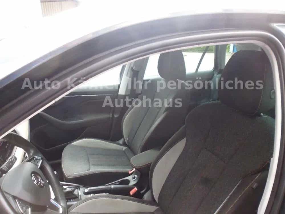 Skoda Kamiq Style DSG AHK 03/2020-photo-9