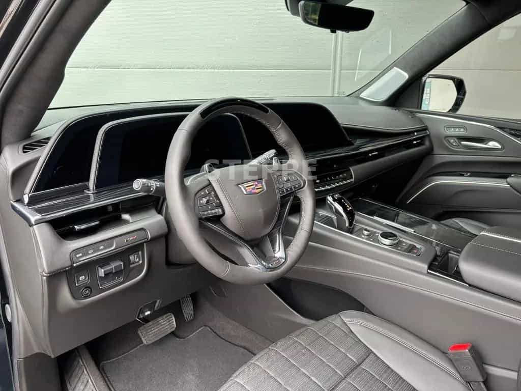 Cadillac Escalade V-Series 6.2 V8 Supercharged AWD null-photo-5