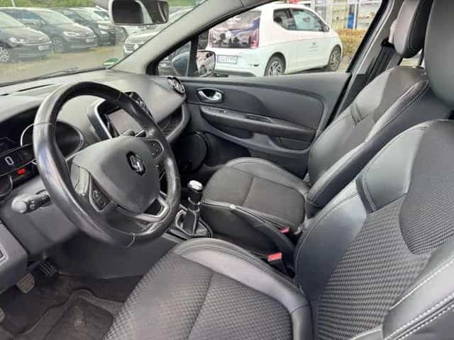 Renault Clio IV Grandtour Intens AHK Navi LED Fahrerprof 04/2018-photo-12