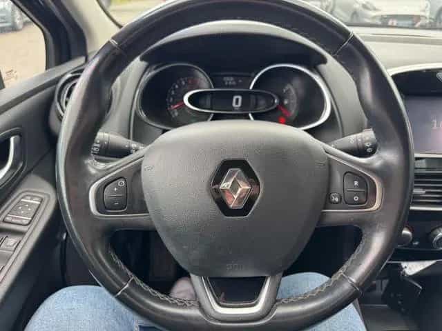 Renault Clio IV Grandtour Intens AHK Navi LED Fahrerprof 04/2018-photo-15