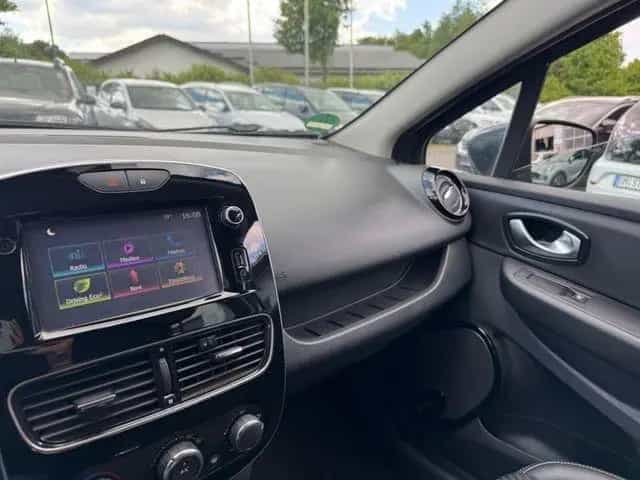 Renault Clio IV Grandtour Intens AHK Navi LED Fahrerprof 04/2018-photo-19