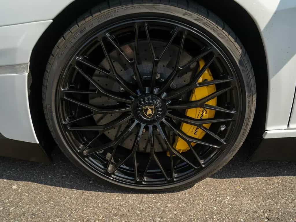 Lamborghini Aventador SV Roadster LP750-4 07/2016-photo-15