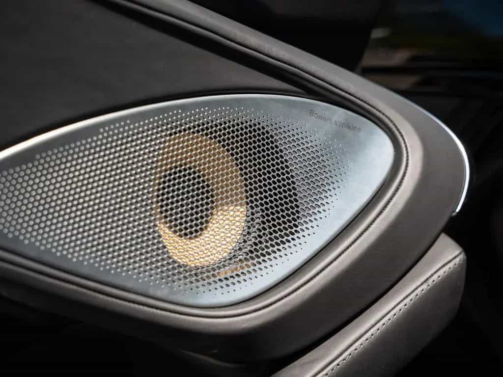 McLaren GTS Blade Silver 08/2024-photo-22
