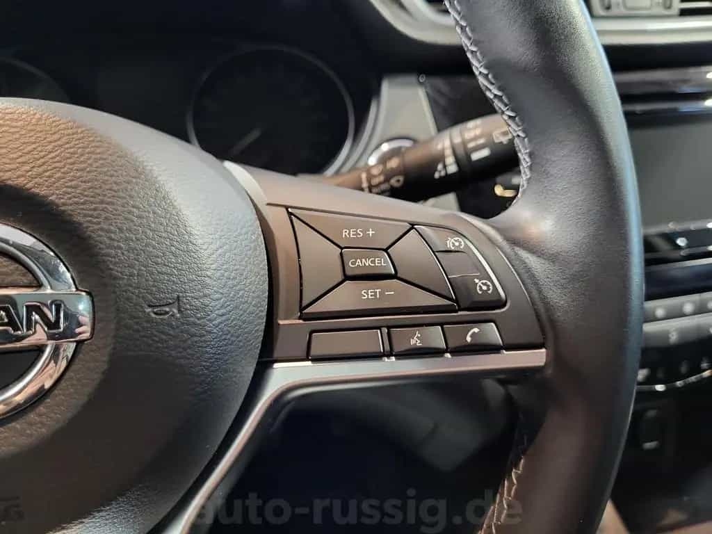 Nissan Qashqai AKARI LED*NAVI*KAMERA360°*PANO 03/2021-photo-12