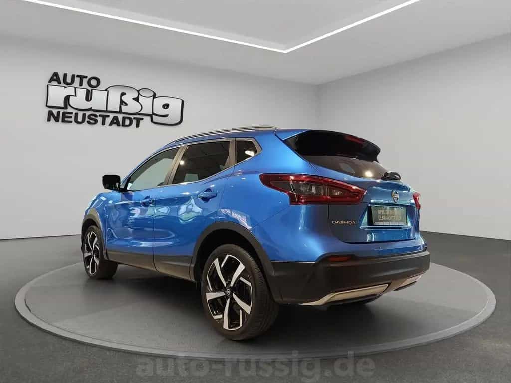 Nissan Qashqai AKARI LED*NAVI*KAMERA360°*PANO 03/2021-photo-2