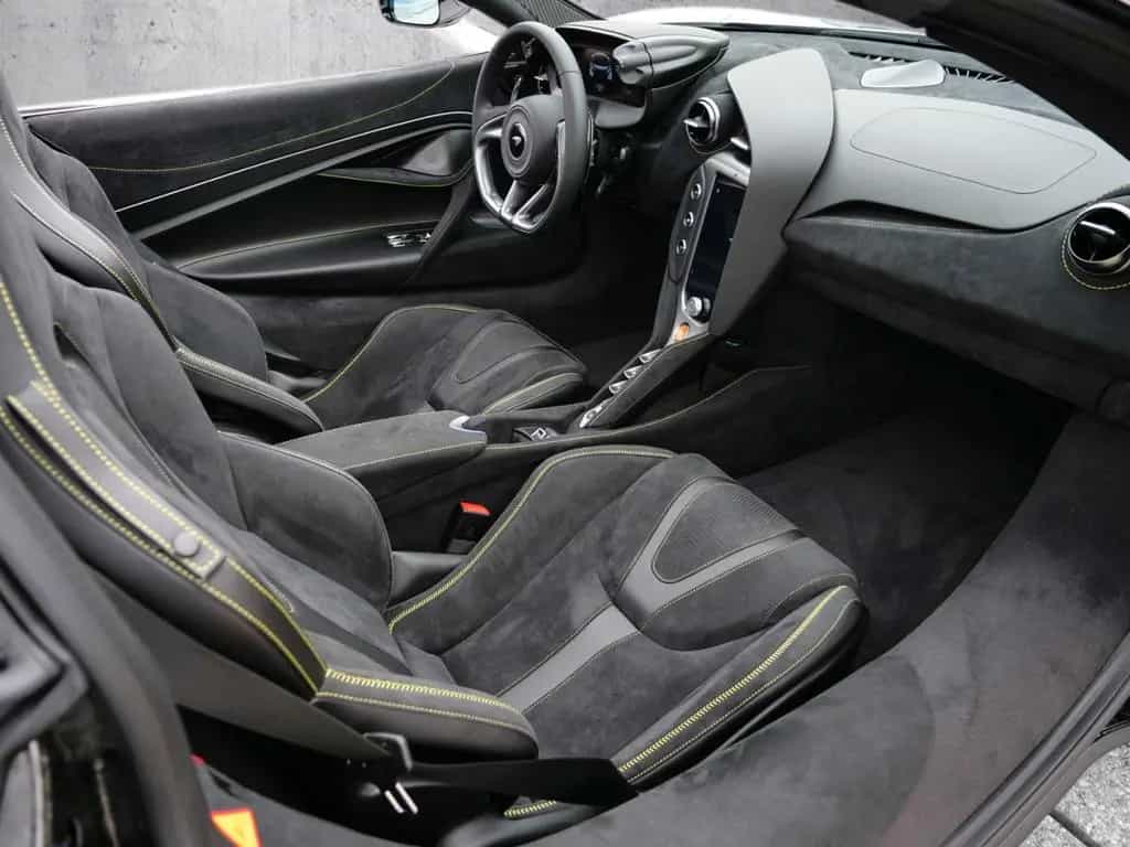 McLaren 750S Spider Carbon, Black Pack, B&W Sound 08/2025-photo-15