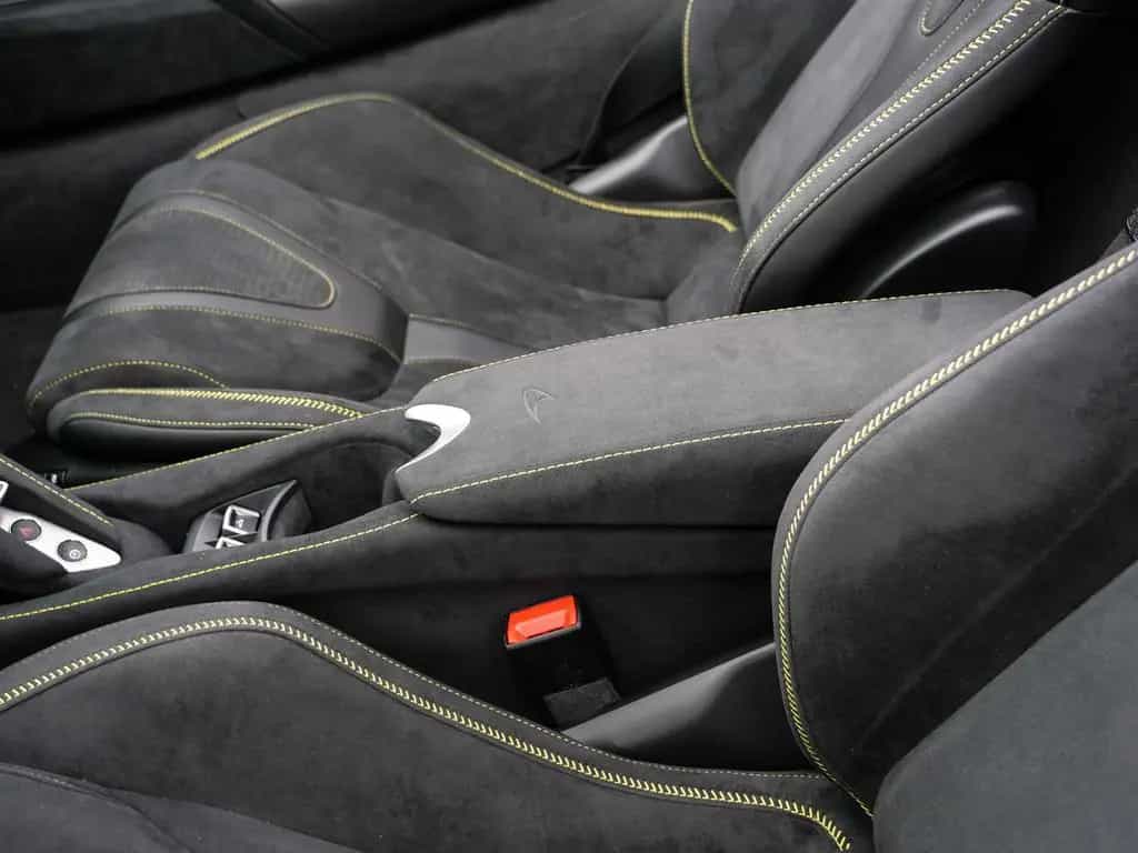McLaren 750S Spider Carbon, Black Pack, B&W Sound 08/2025-photo-19