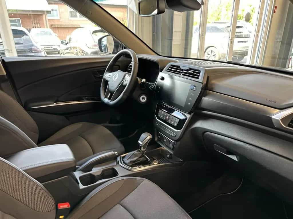 KGM Tivoli Nomad AT Navi LED CarPlay SHZ. null-photo-10