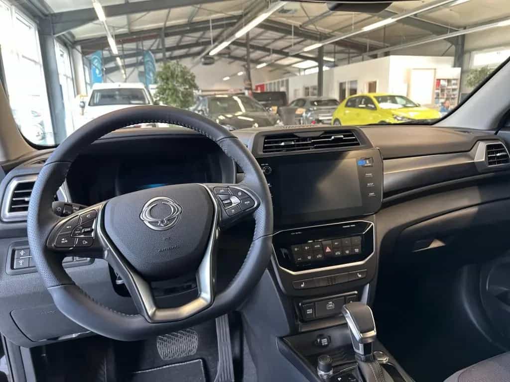 KGM Tivoli Nomad AT Navi LED CarPlay SHZ. null-photo-13
