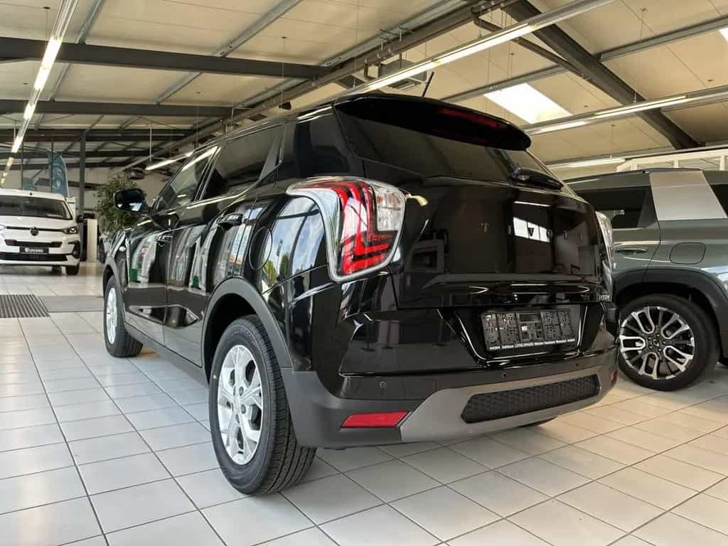 KGM Tivoli Nomad AT Navi LED CarPlay SHZ. null-photo-1