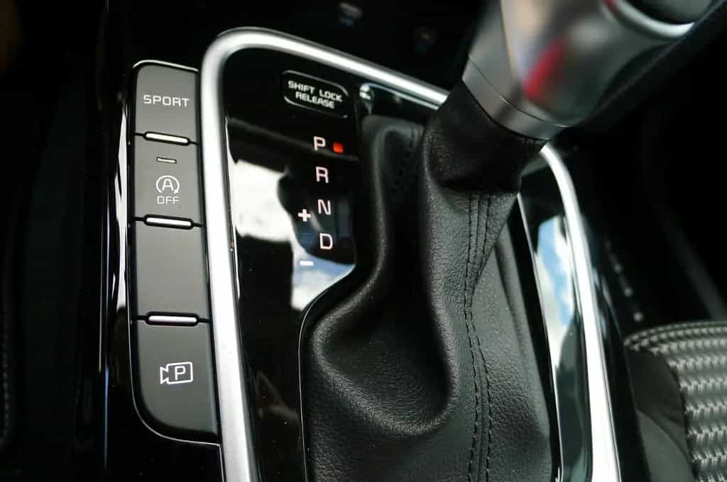 Kia Ceed 1.5T DCT 140 Vision / Komfort+/ Navi 10/2025-photo-14