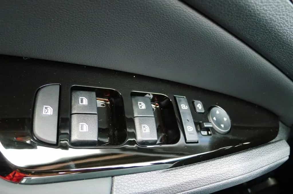 Kia Sportage 1.6 T-GDI DCT /Spirit/DriveWise Park + 10/2025-photo-11