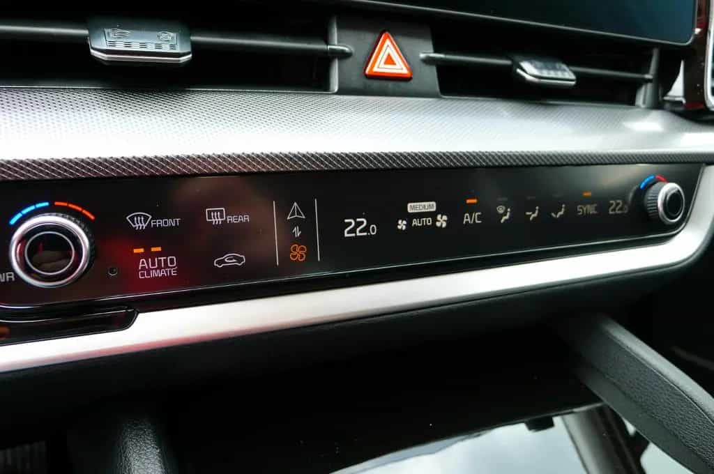 Kia Sportage 1.6 T-GDI DCT /Spirit/DriveWise Park + 10/2025-photo-13