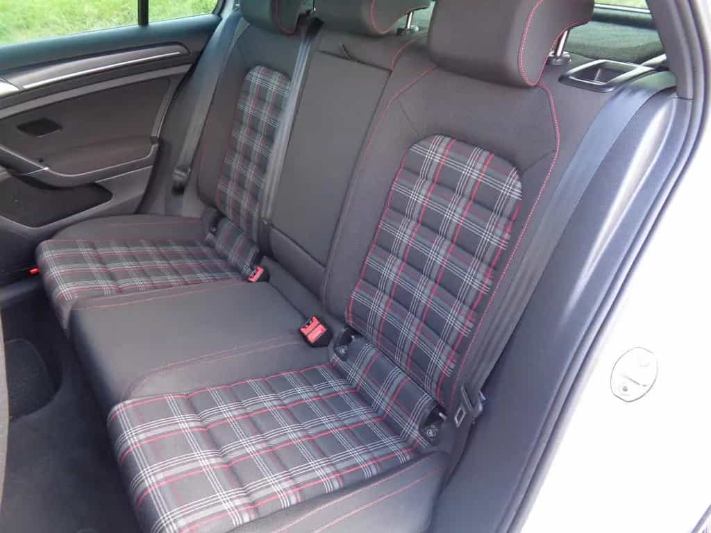 Volkswagen Golf VII Lim. GTI 250 € mon.Rate 1J Geb.G 05/2018-photo-16