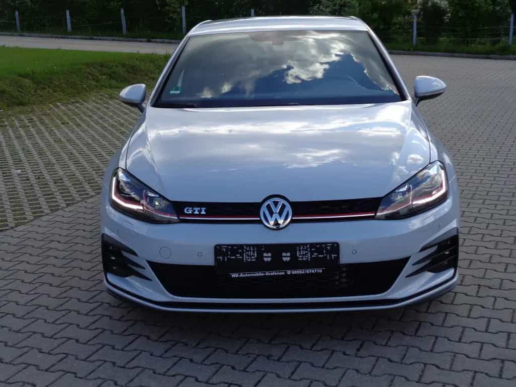 Volkswagen Golf VII Lim. GTI 250 € mon.Rate 1J Geb.G 05/2018-photo-2