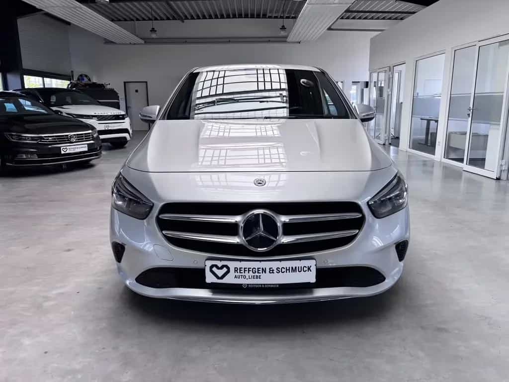 Mercedes-Benz B-Class 220 4M AUTOMATIK+KLIMA+NAVI+LED+KAMERA+ALU+TÜV 06/2020-photo-1