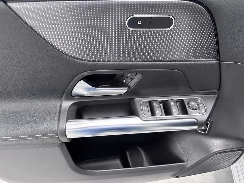 Mercedes-Benz B-Class 220 4M AUTOMATIK+KLIMA+NAVI+LED+KAMERA+ALU+TÜV 06/2020-photo-20