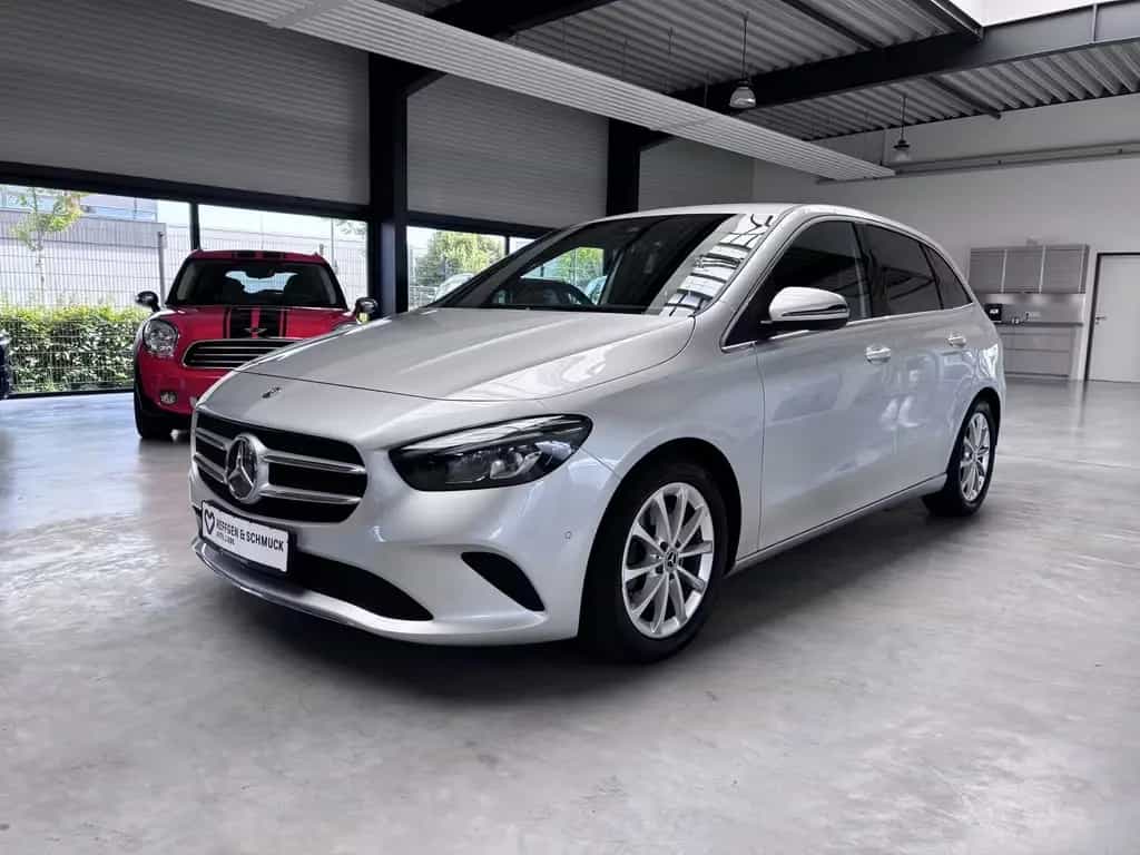 Mercedes-Benz B-Class 220 4M AUTOMATIK+KLIMA+NAVI+LED+KAMERA+ALU+TÜV 06/2020-photo-6