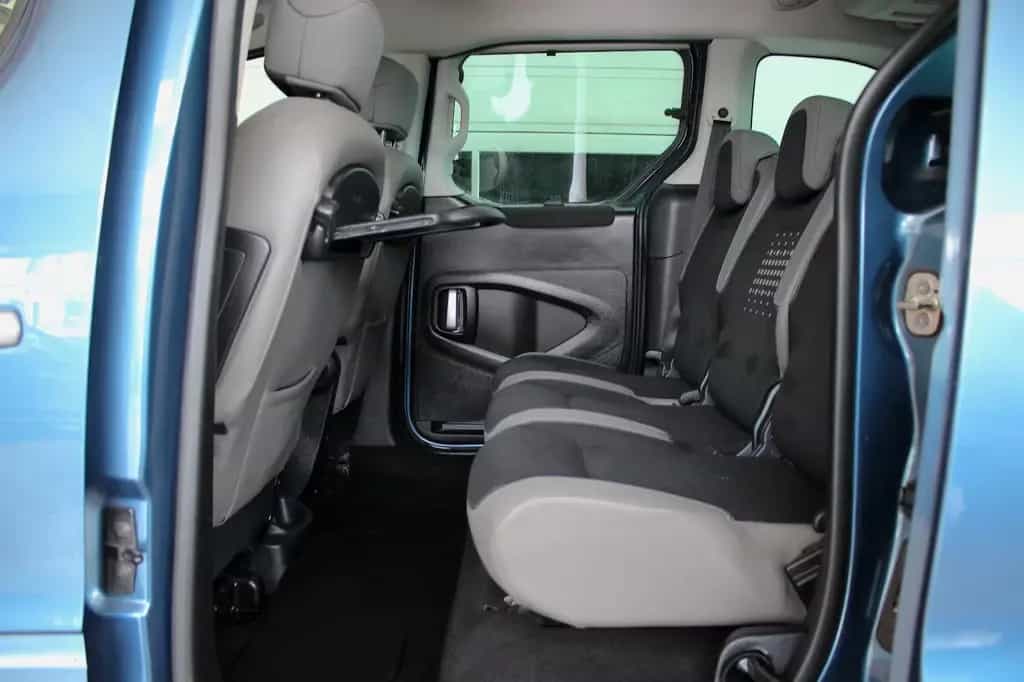 Citroën Berlingo VTi 120 Multispace *PANO*NAVI*MODUTOP* 11/2015-photo-17