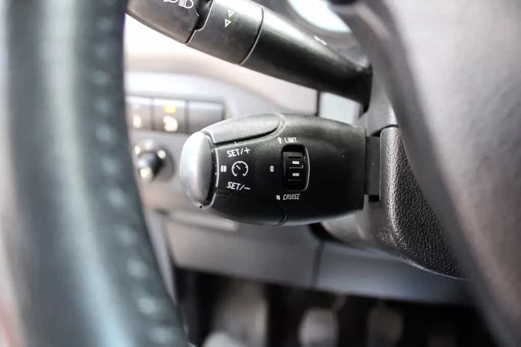 Citroën Berlingo VTi 120 Multispace *PANO*NAVI*MODUTOP* 11/2015-photo-31