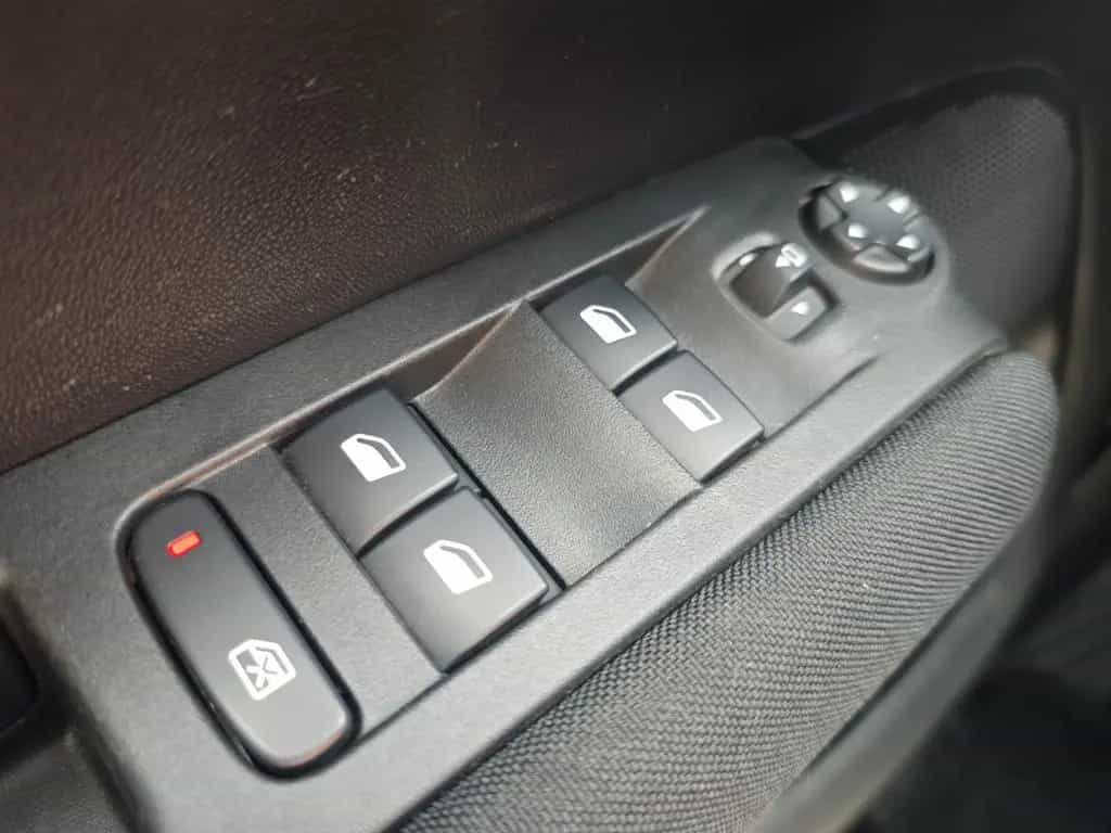 Citroën C3 AIRCROSS*STYLE DESIGN PAKET*KAMERA*TEILLEDER* 03/2023-photo-25