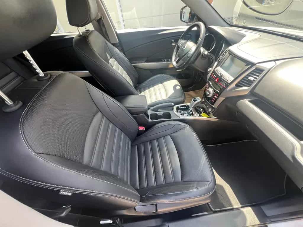 Ssangyong Tivoli 1.6,Leder,NAVI,Automt.,4x4 ! 07/2016-photo-7
