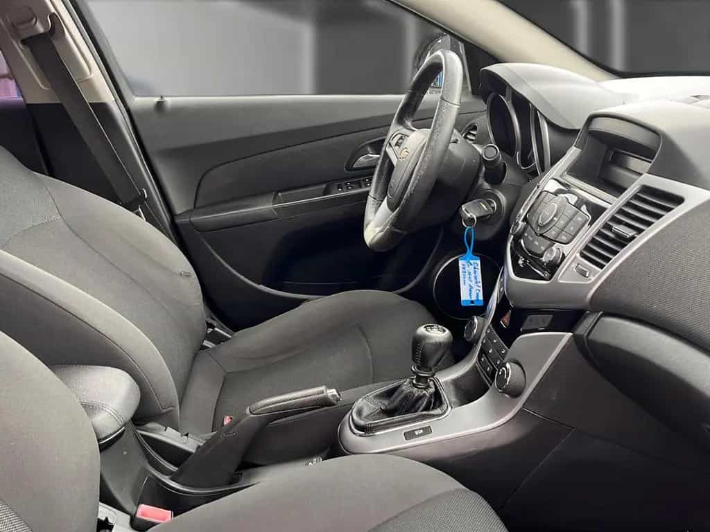 Chevrolet Cruze LT Wagen Nr 010 06/2012-photo-11