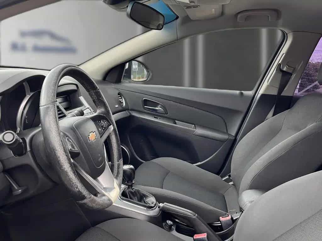 Chevrolet Cruze LT Wagen Nr 010 06/2012-photo-12