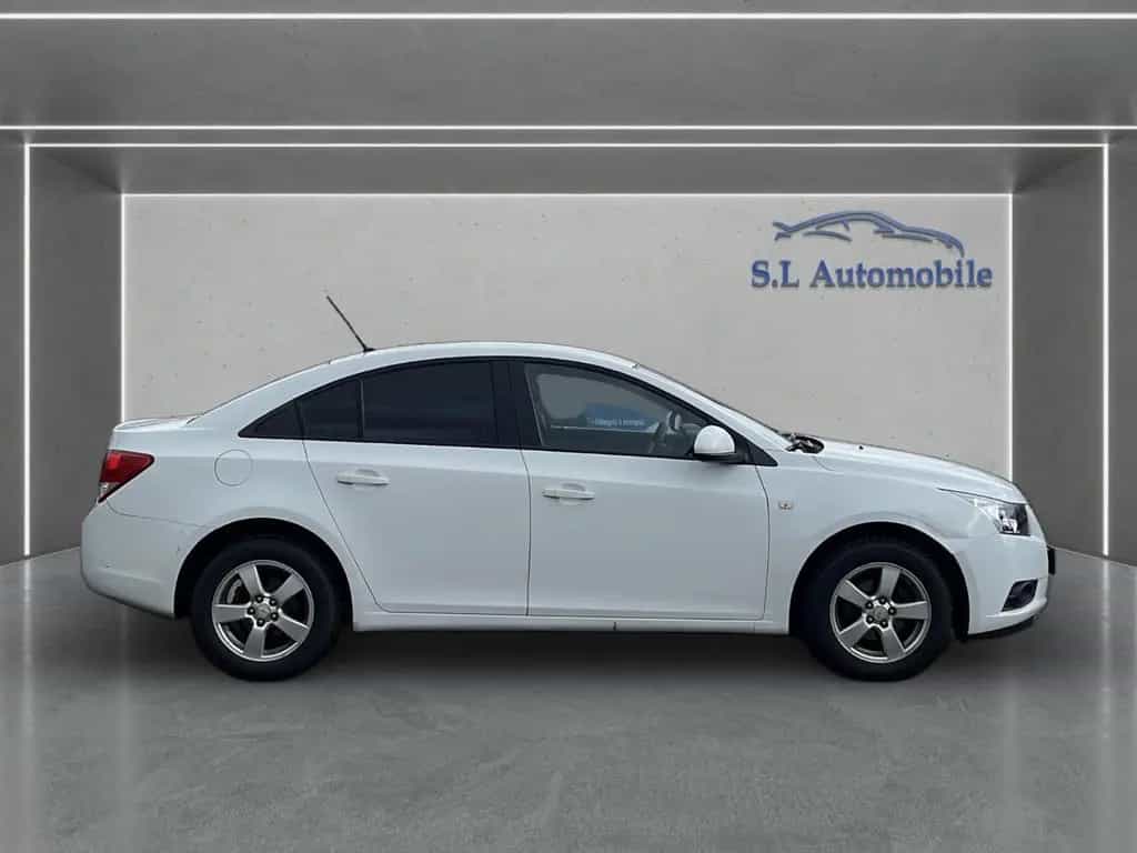 Chevrolet Cruze LT Wagen Nr 010 06/2012-photo-8