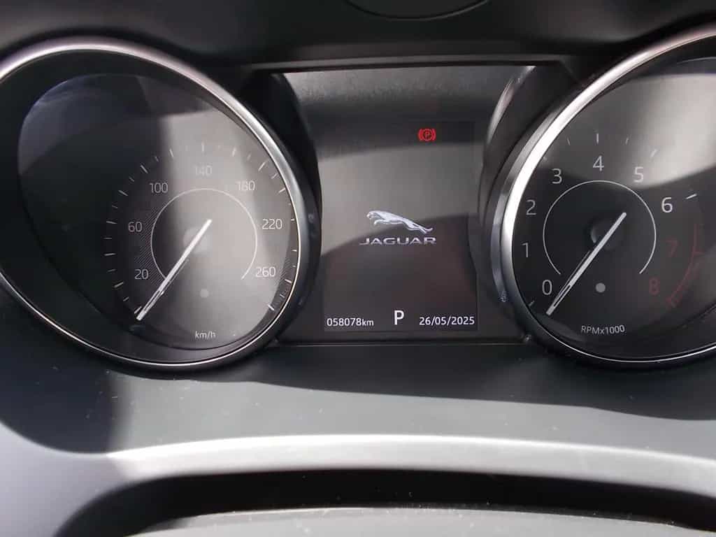 Jaguar E-Pace S AWD, Navigation, Aluf. 20", Kamera 02/2019-photo-22