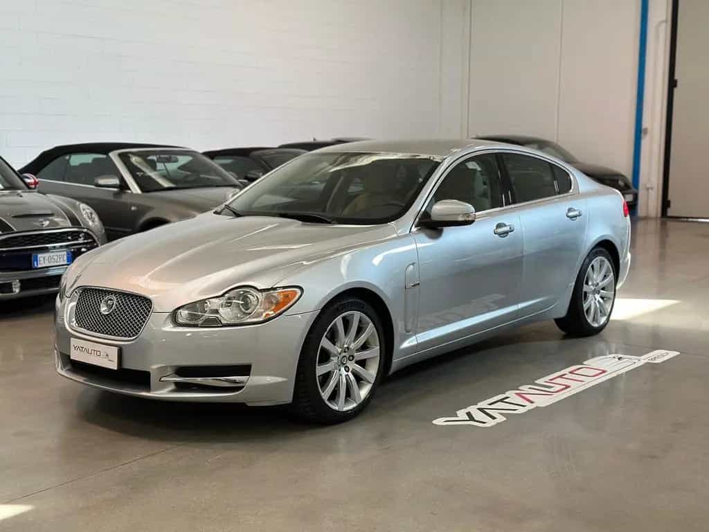 Jaguar XF 4.2 V8 Premium Luxury 01/2009-photo-0