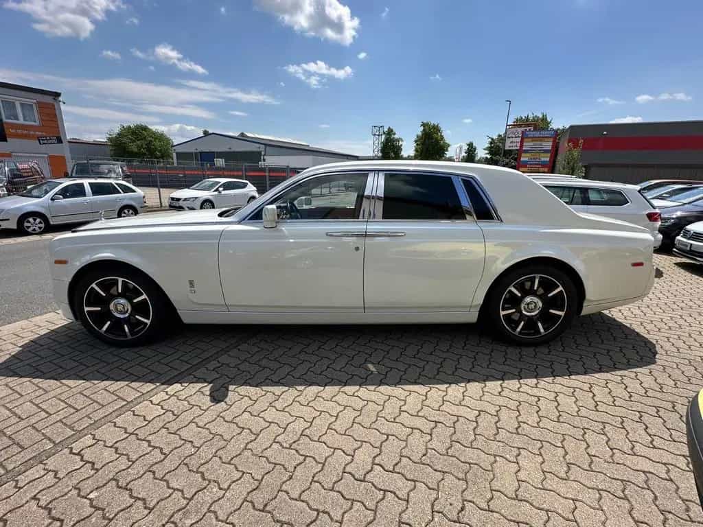 Rolls-Royce Phantom - 05/2005-photo-1