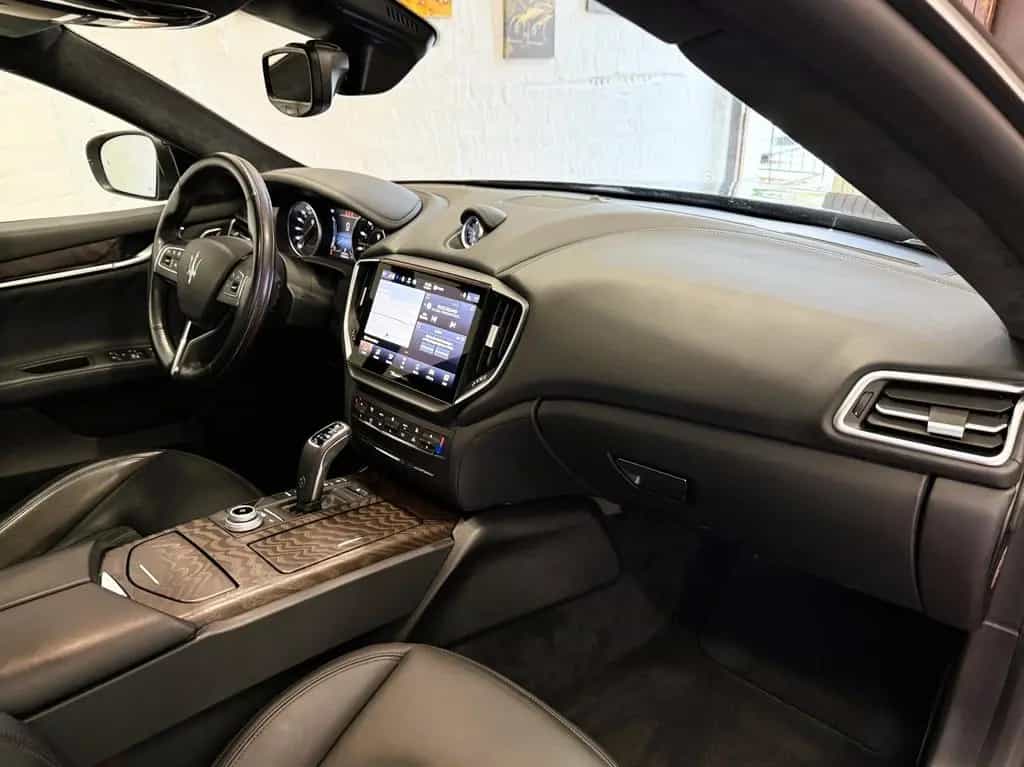 Maserati Ghibli 3.0 V6 GranLusso/Softclose/Kamera/Keyles 07/2021-photo-10