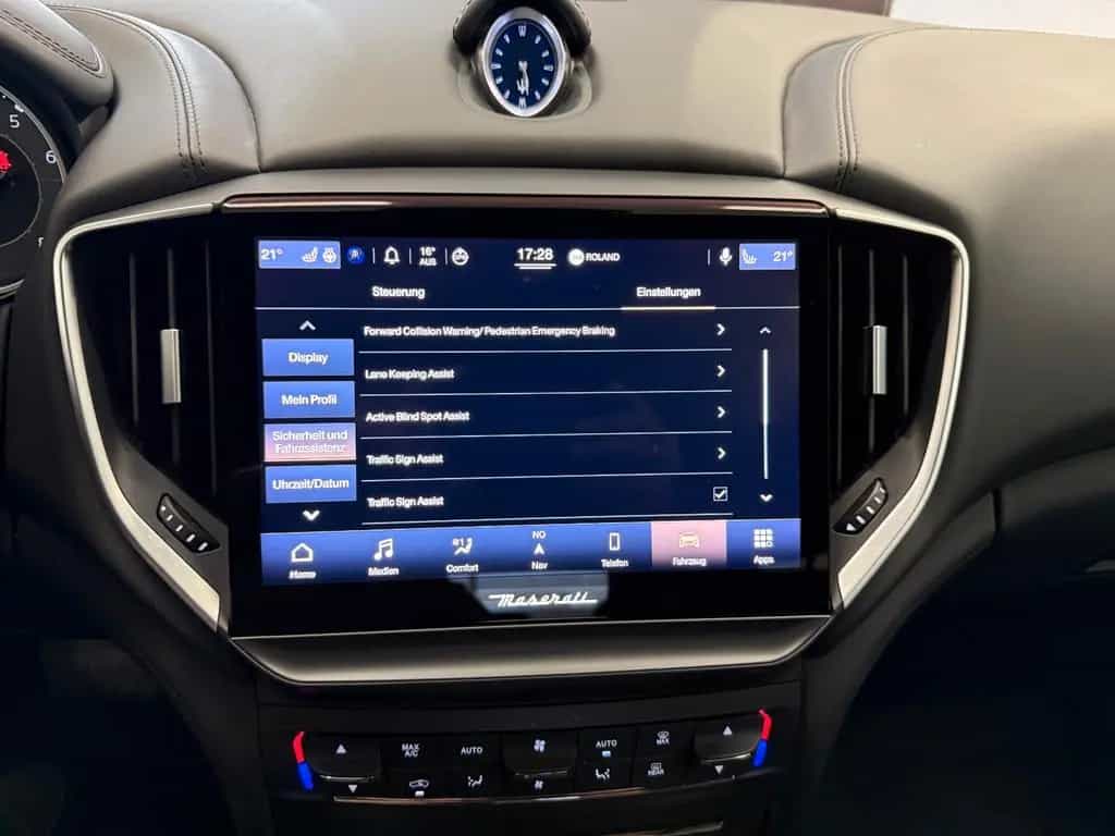 Maserati Ghibli 3.0 V6 GranLusso/Softclose/Kamera/Keyles 07/2021-photo-17