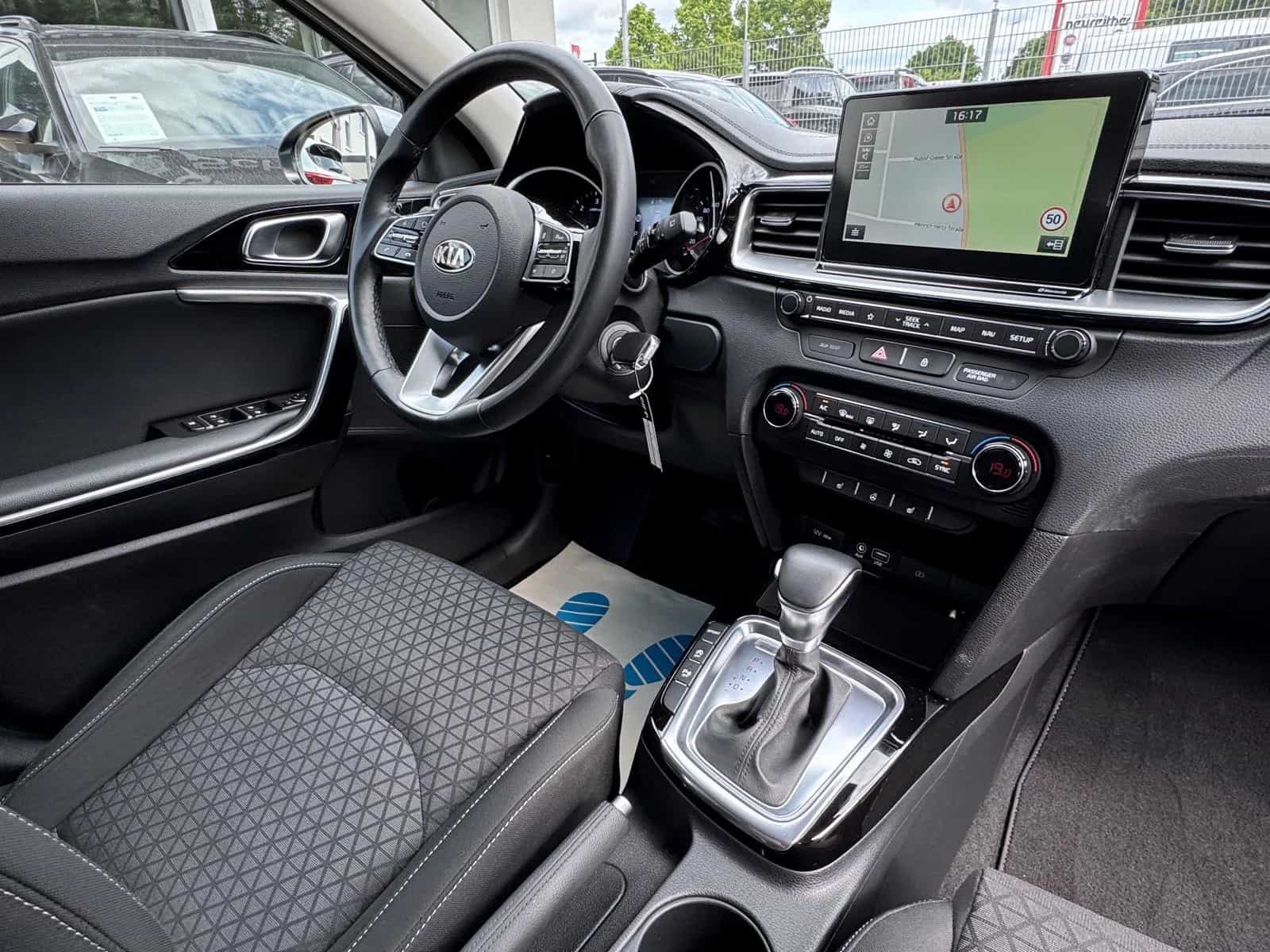Kia Ceed Sportswagon 01/2019-photo-30