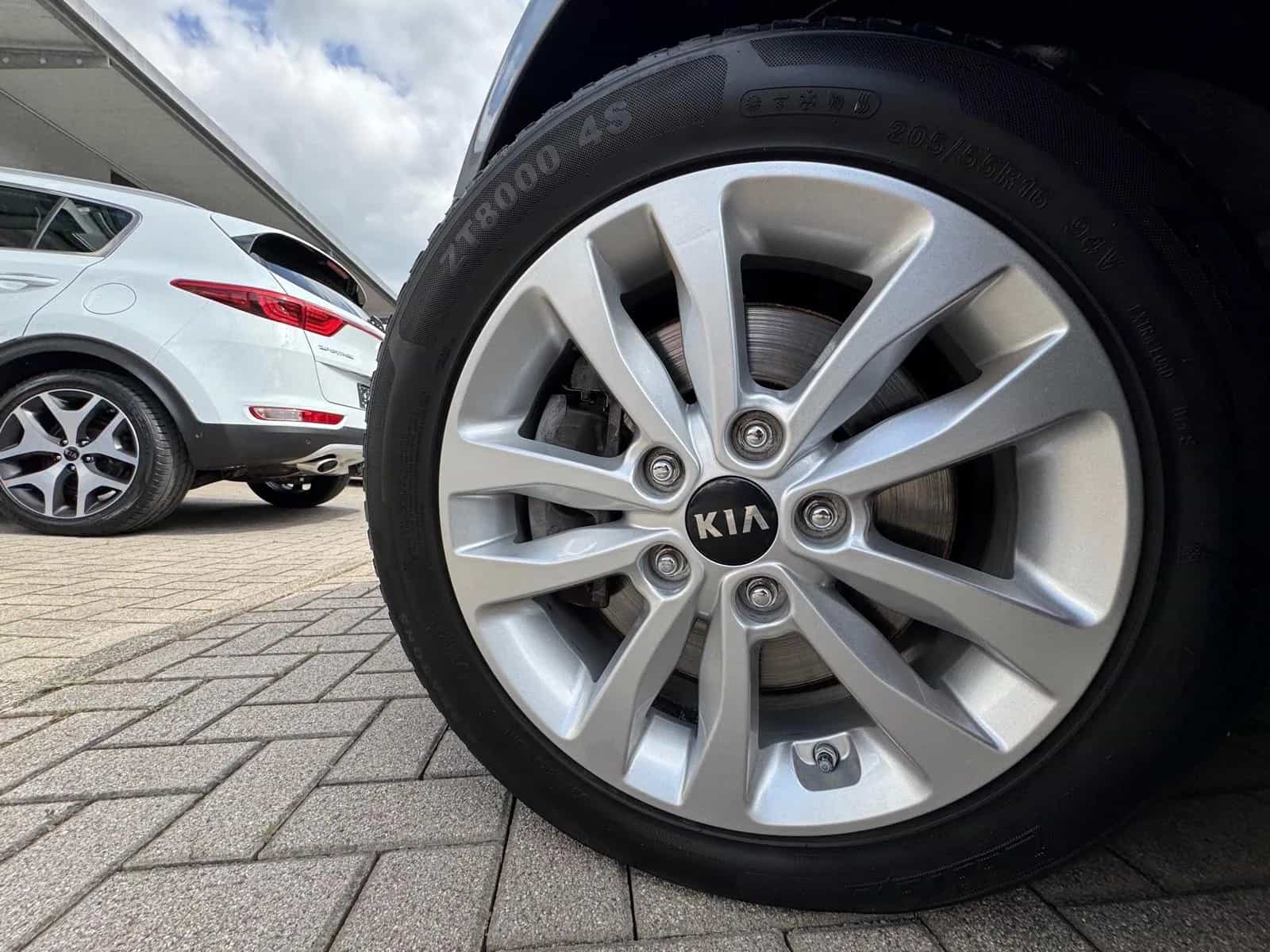 Kia Ceed Sportswagon 01/2019-photo-5