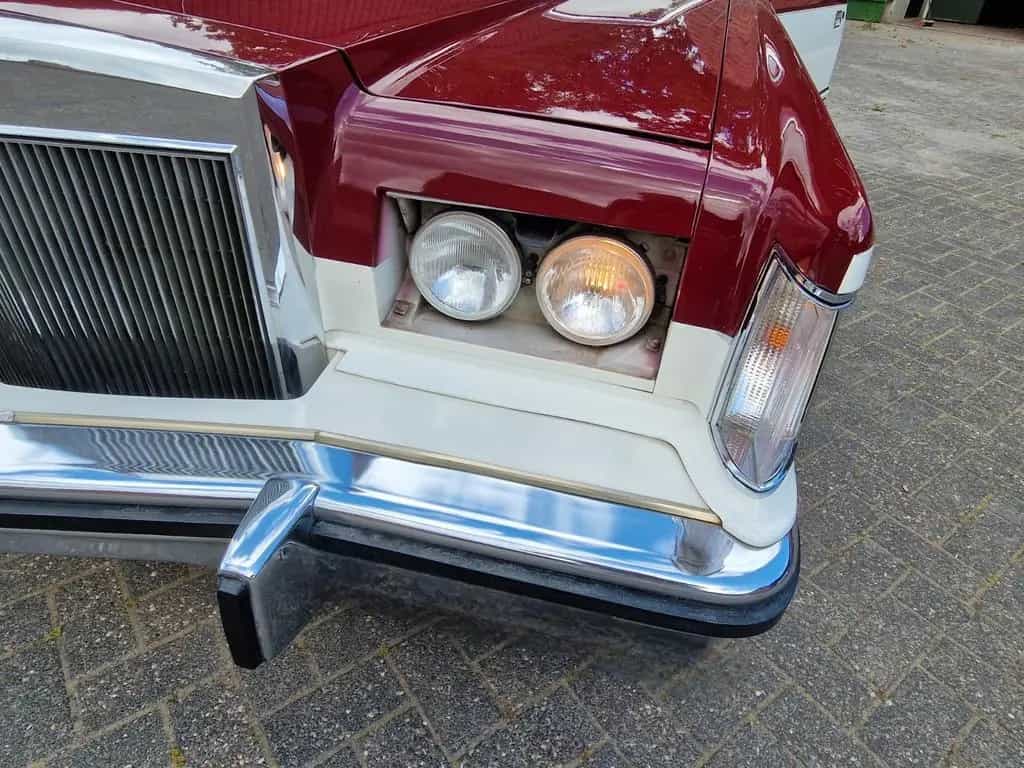 Lincoln Continental Mark V Coupe 1978 V8 6,6 Liter 01/1979-photo-12