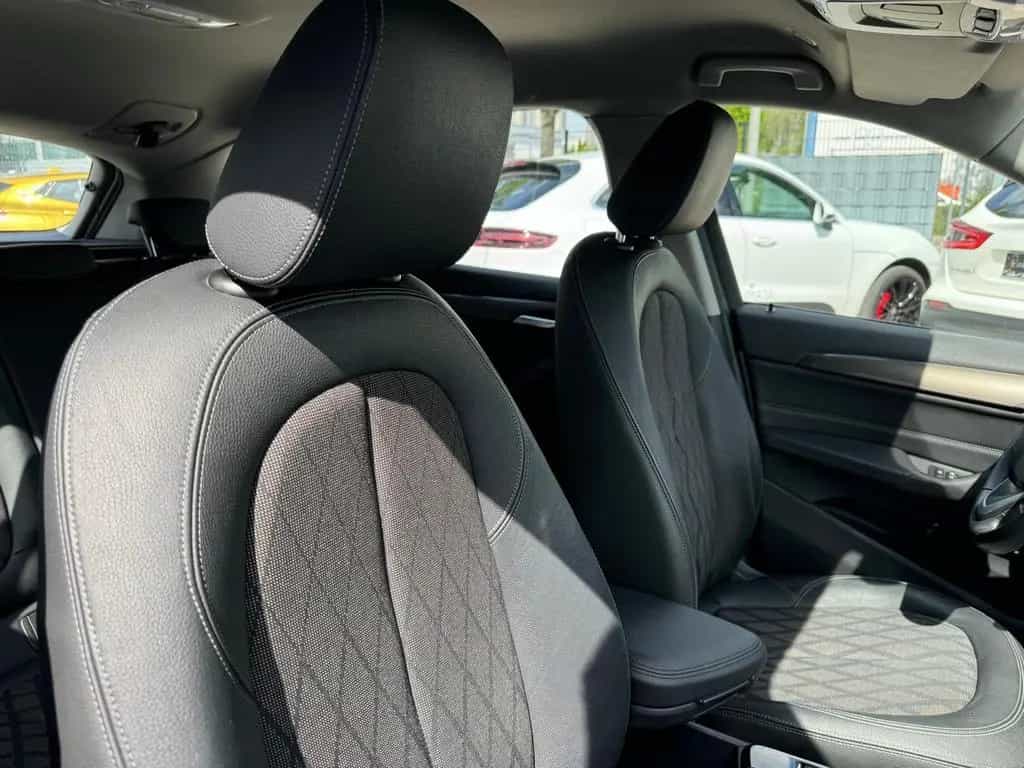 BMW X1 xDrive 18d xLine*Automatik*Kamera*Navi.Prof* 11/2017-photo-17