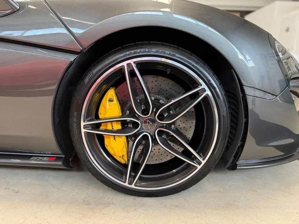 McLaren 570S Coupe/Lift/Mwst./1.Hd./DE 02/2018-photo-13