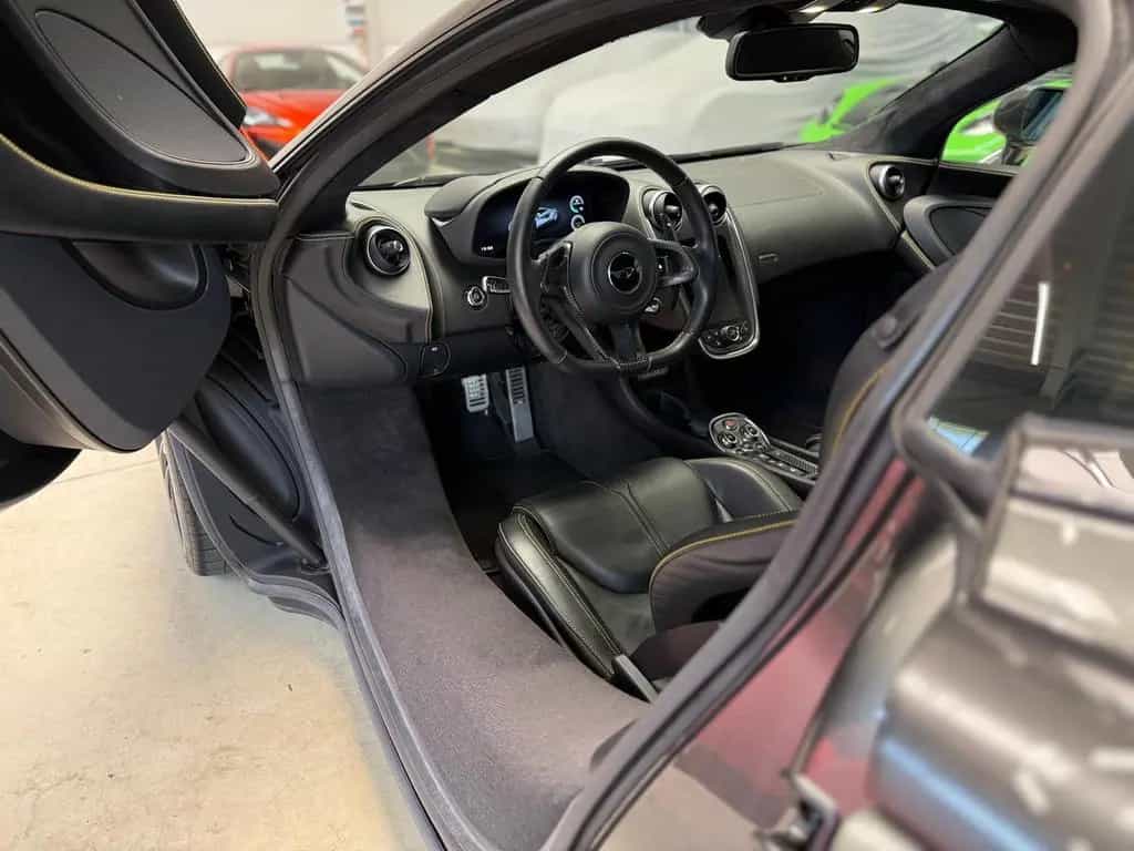 McLaren 570S Coupe/Lift/Mwst./1.Hd./DE 02/2018-photo-17