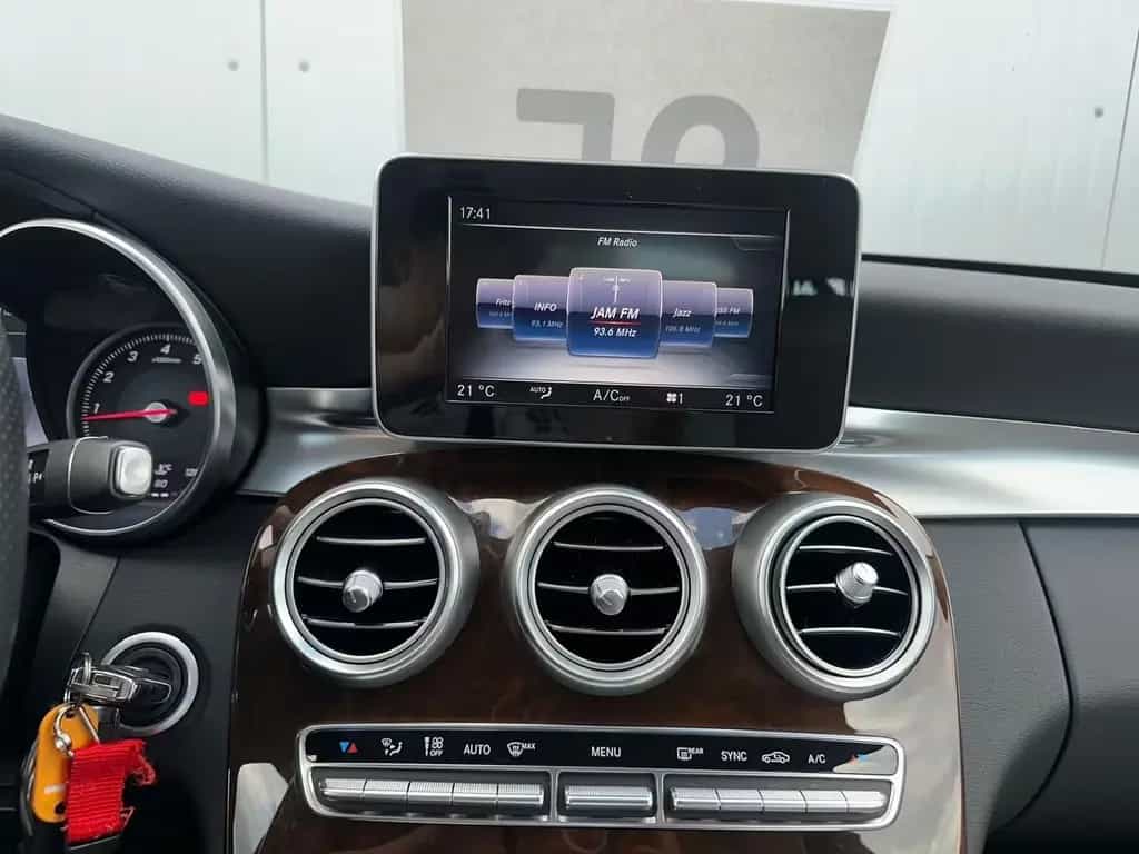 Mercedes-Benz C 180 AVANTGARDE 7G-TR NAVI TOTWINKEL KAMERA AHK 04/2015-photo-20