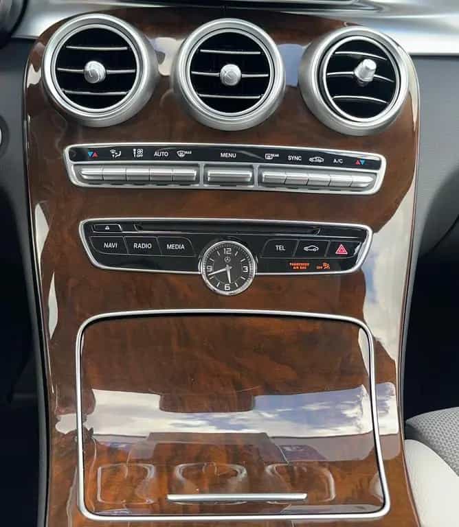 Mercedes-Benz C 180 AVANTGARDE 7G-TR NAVI TOTWINKEL KAMERA AHK 04/2015-photo-34