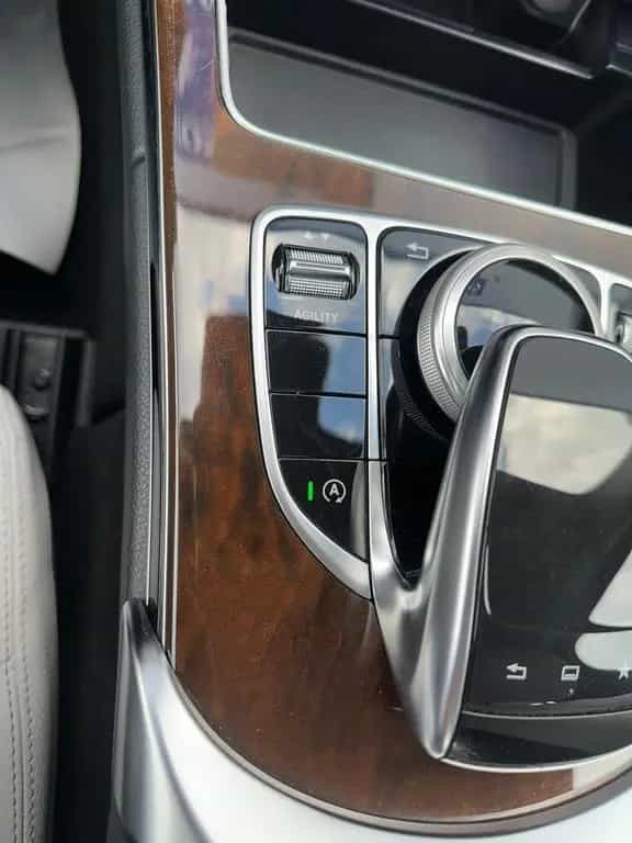 Mercedes-Benz C 180 AVANTGARDE 7G-TR NAVI TOTWINKEL KAMERA AHK 04/2015-photo-36