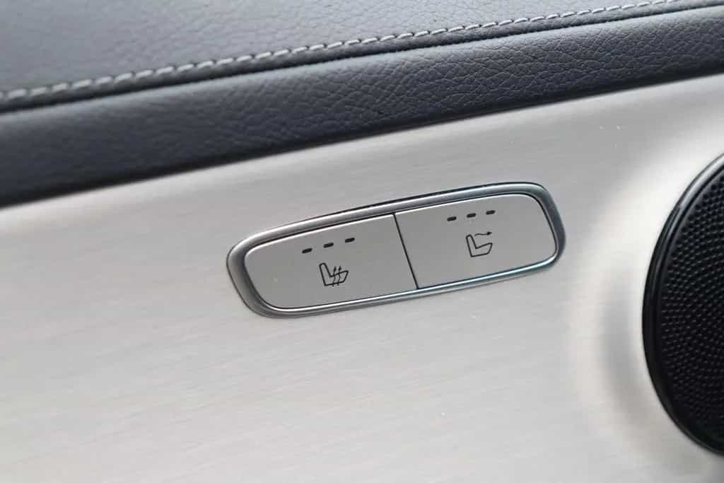 Mercedes-Benz C-Class 63 AMG V8 Cabrio +AIRSCARF+KOMFORT+AKUSTIK+20Z 07/2023-photo-15