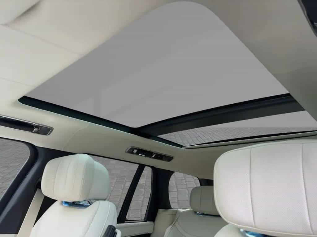 Land Rover Range Rover ROVER SWB 4.4 Benzin P530 Autobiography 08/2025-photo-14