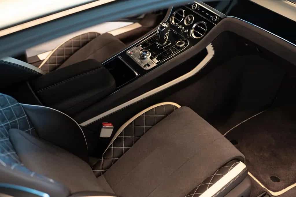 Bentley Continental GT Speed W12 03/2023-photo-11